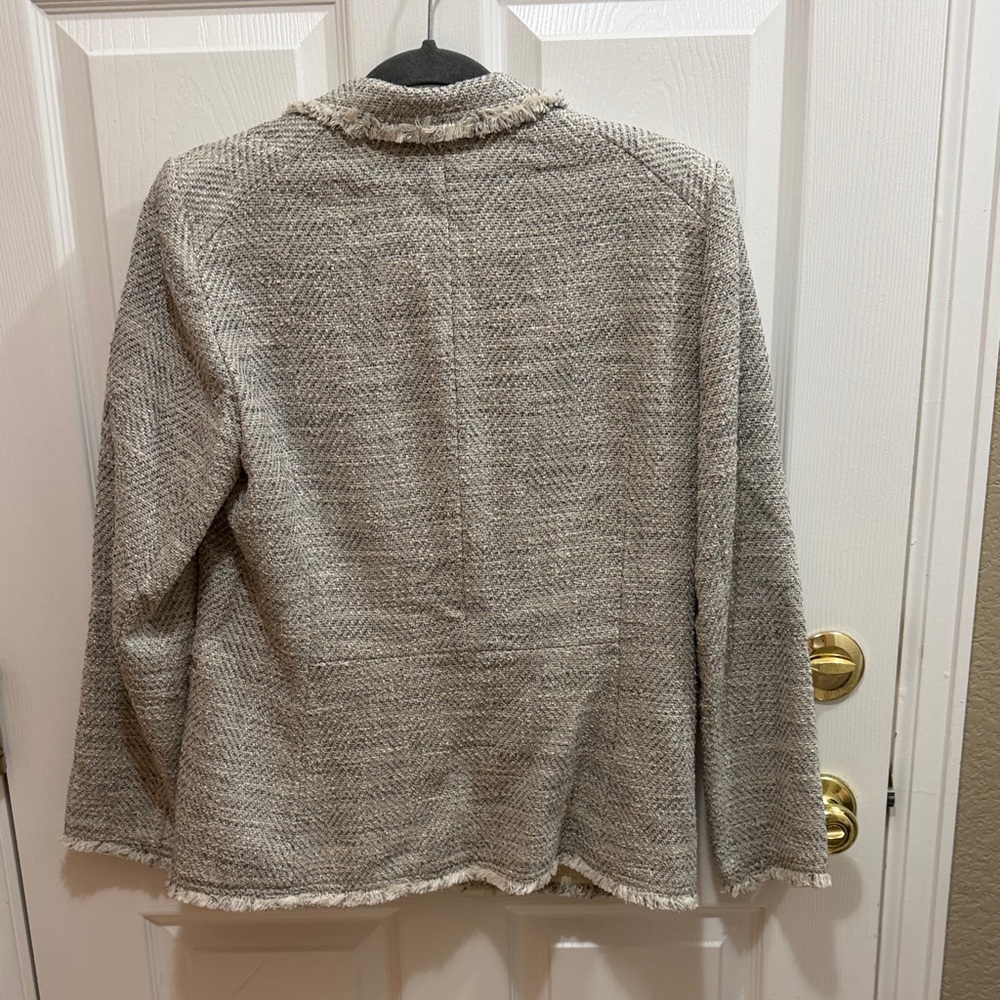 Lafayette 148 New York Textured Gray Blazer size 8 - Picture 9 of 11
